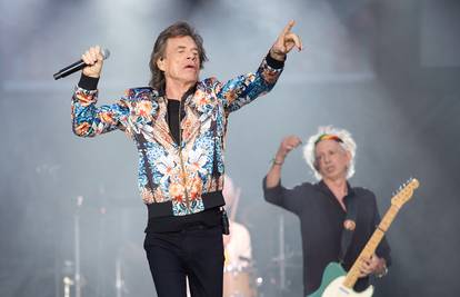 Rolling Stonesi zbog Jaggera odgodili turneju: Na liječenju je