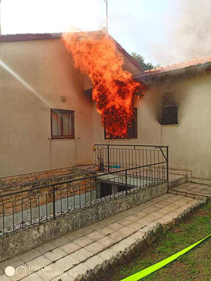 Nakon eksplozije plina planula kuća, podstanar se uspio spasiti