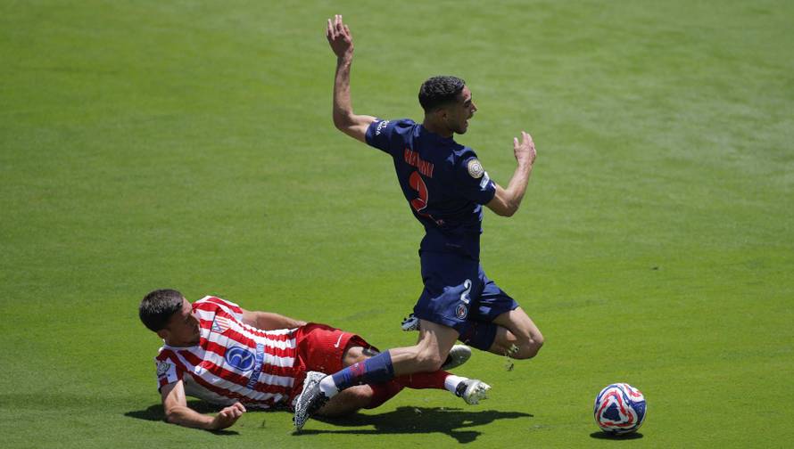 FIFA Club World Cup - Group B - Paris St Germain v Atletico Madrid