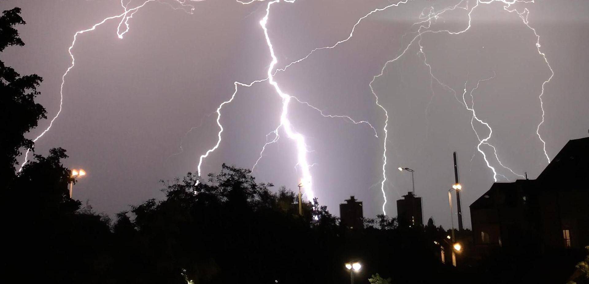 U utorak stiže osvježenje uz obilne pljuskove i grmljavinu