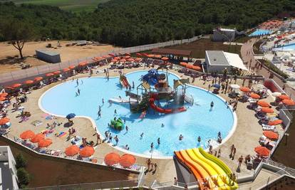 Rijetki si mogu priuštiti: Jedan dan za obitelj u aquaparku stoji kao godišnja ulaznica...