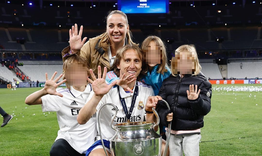 Luka Modri&cacute; objavio obiteljske fotke: 'Moji najva&zcaron;niji trofeji!'