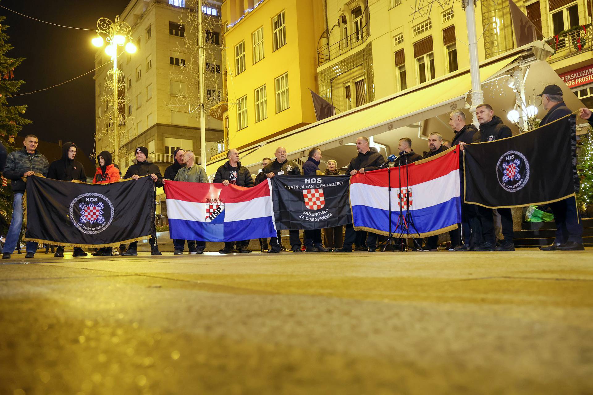 Zagreb: Održan prosvjed "HOS je naš ponos"