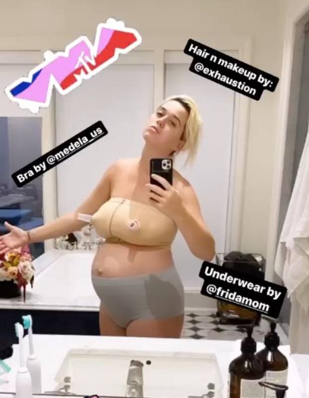 Tijela slavnih žena nakon poroda: Ponosno su pokazale strije, ožiljke, 'obješene' grudi