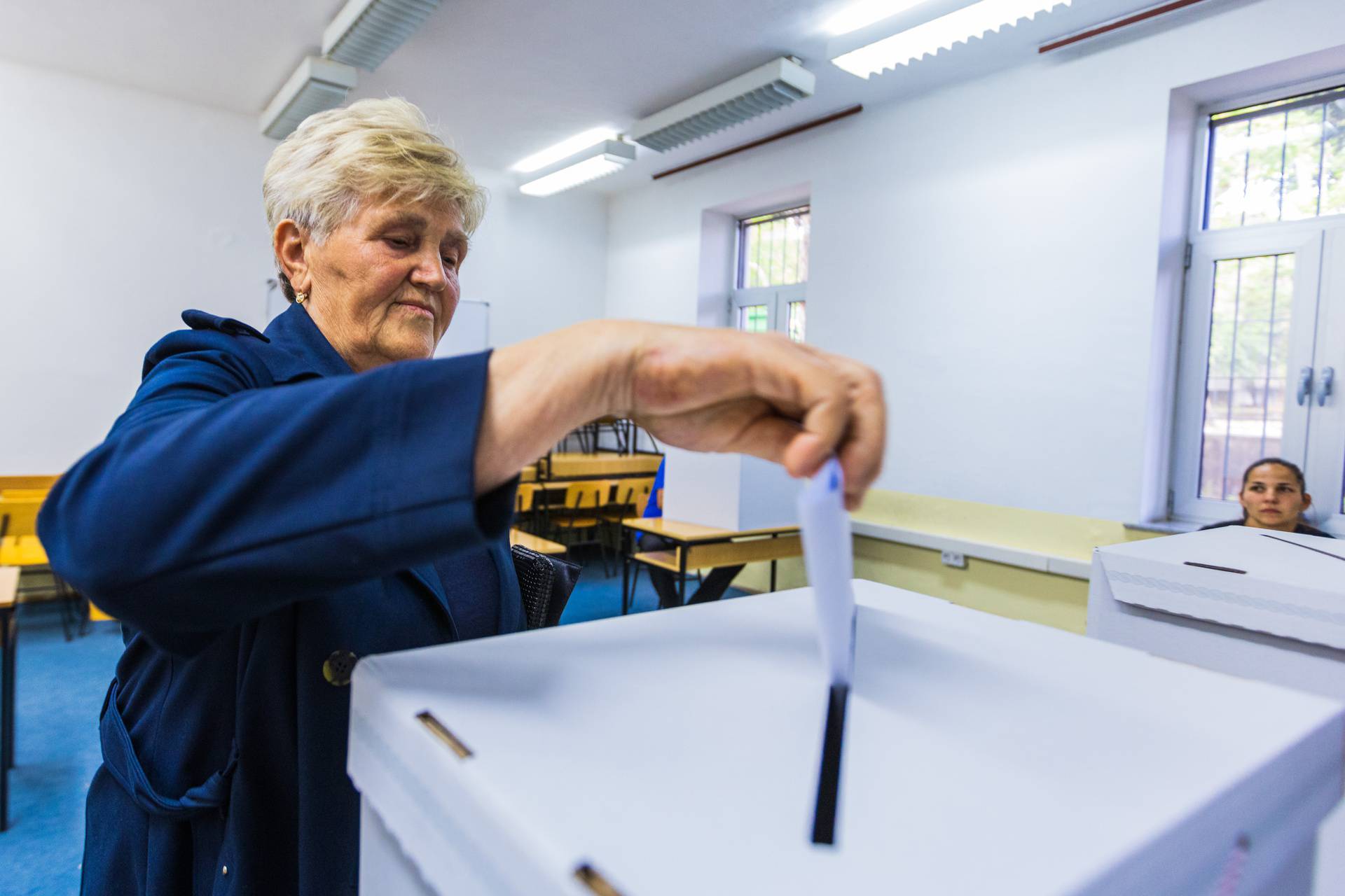 U Mostaru otvorena biračka mjesta za izbore u Hrvatskoj