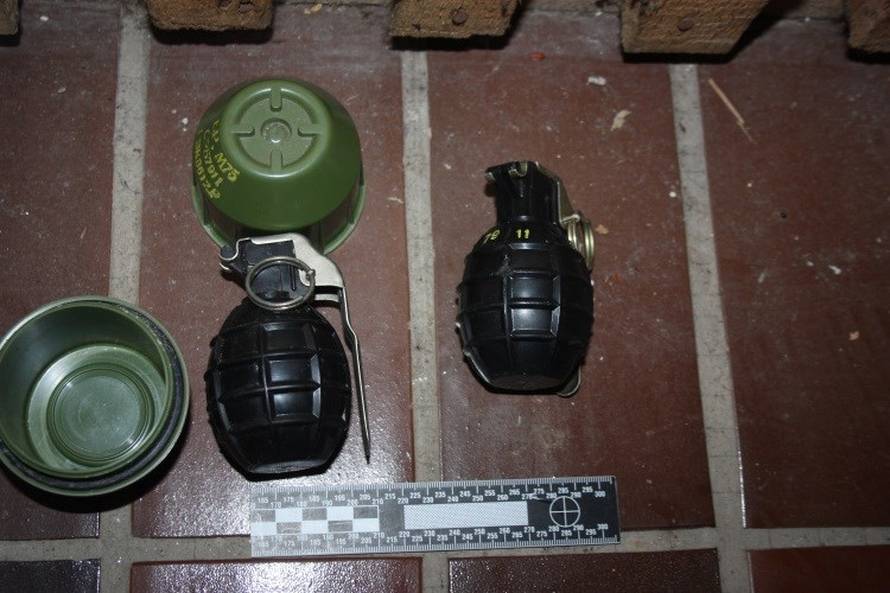 Zagreb: U tajnom spremištu skrivao cijeli arsenal oružja