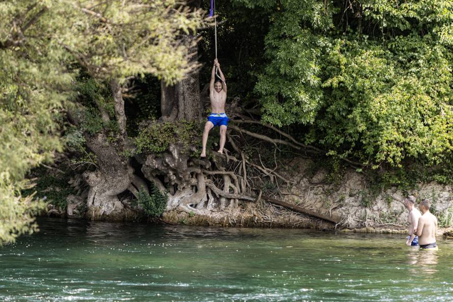 'Zbog dobrog i jeftinog roštilja potegnemo čak i preko granice'