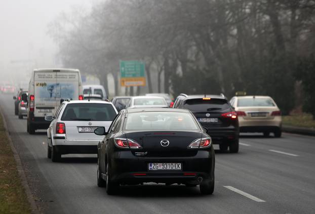 Zagreb: Zagađenje zraka u Dugavama