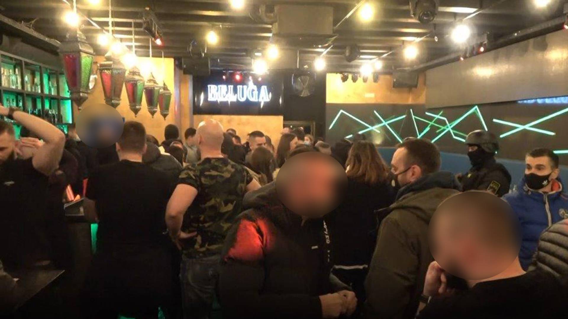 VIDEO Racija u Zagrebu: Policija u kafiću zatekla 33 ljudi, svi bili bez maske, vlasnik prijavljen