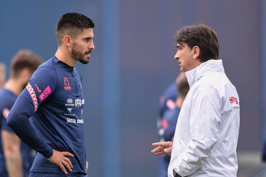 Njegove suze ganule su Hrvatsku. 'Skupljali smo boce i živjeli u štali dok sam bio dijete'