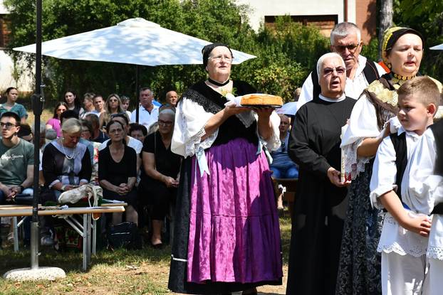 FOTO Pogledajte kako se slavila Velika Gospa  po svetištima