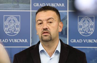 Suverenist Marijan Pavliček zamrznuo saborski mandat