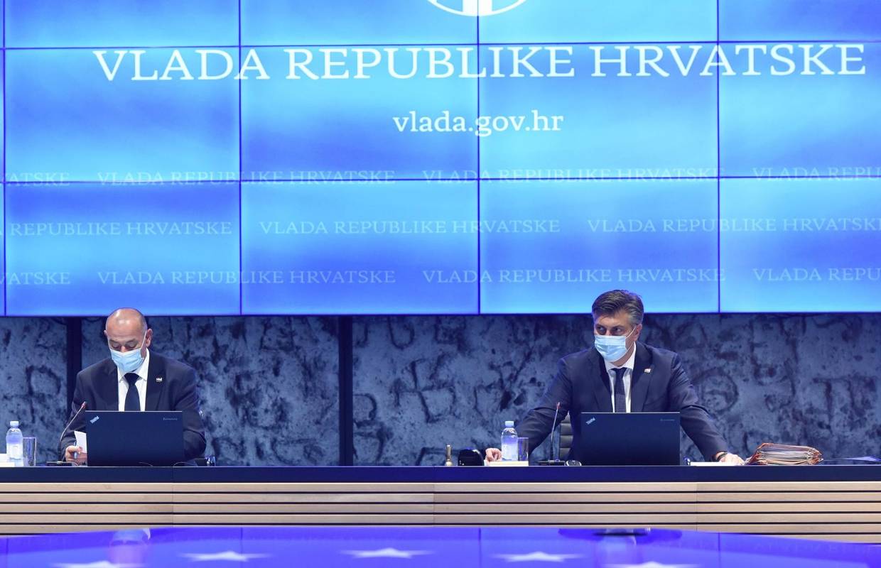Plenković pozvao na cijepljenje: Ima onih koji na ovoj situaciji skupljaju političke poene