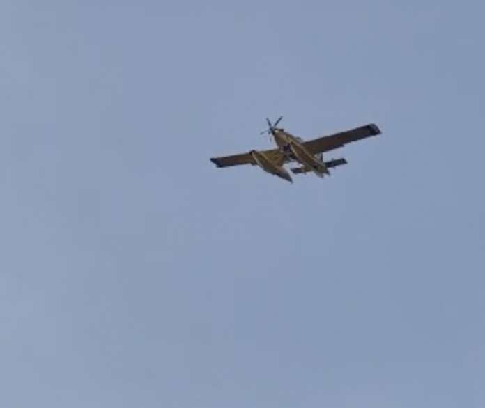 VIDEO Buknuo požar kod Trogira, gase ga tri zrakoplova