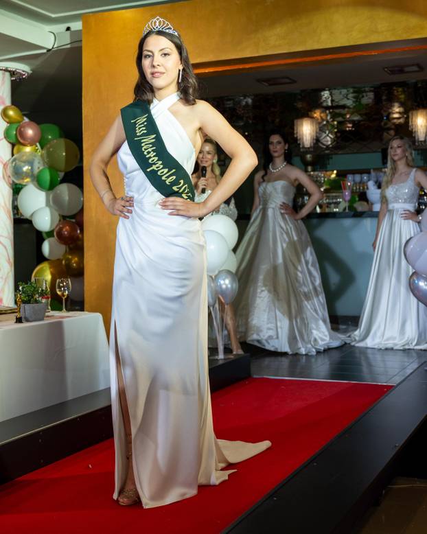 FOTO Ma, ovo se ne viđa često! Pogledajte kako je izgledao izbor za Miss Metropole...