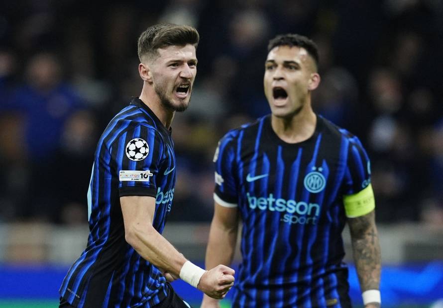 UEFA Champions League - Inter Milan v Arsenal