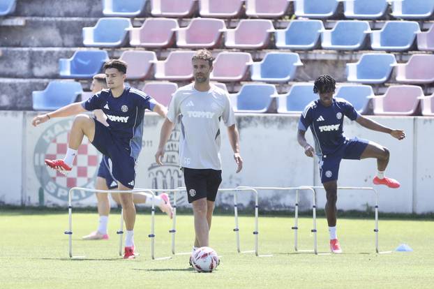 Split: Prozivka i prvi trening Hajduka pod vodstvom Gonzala Garcije