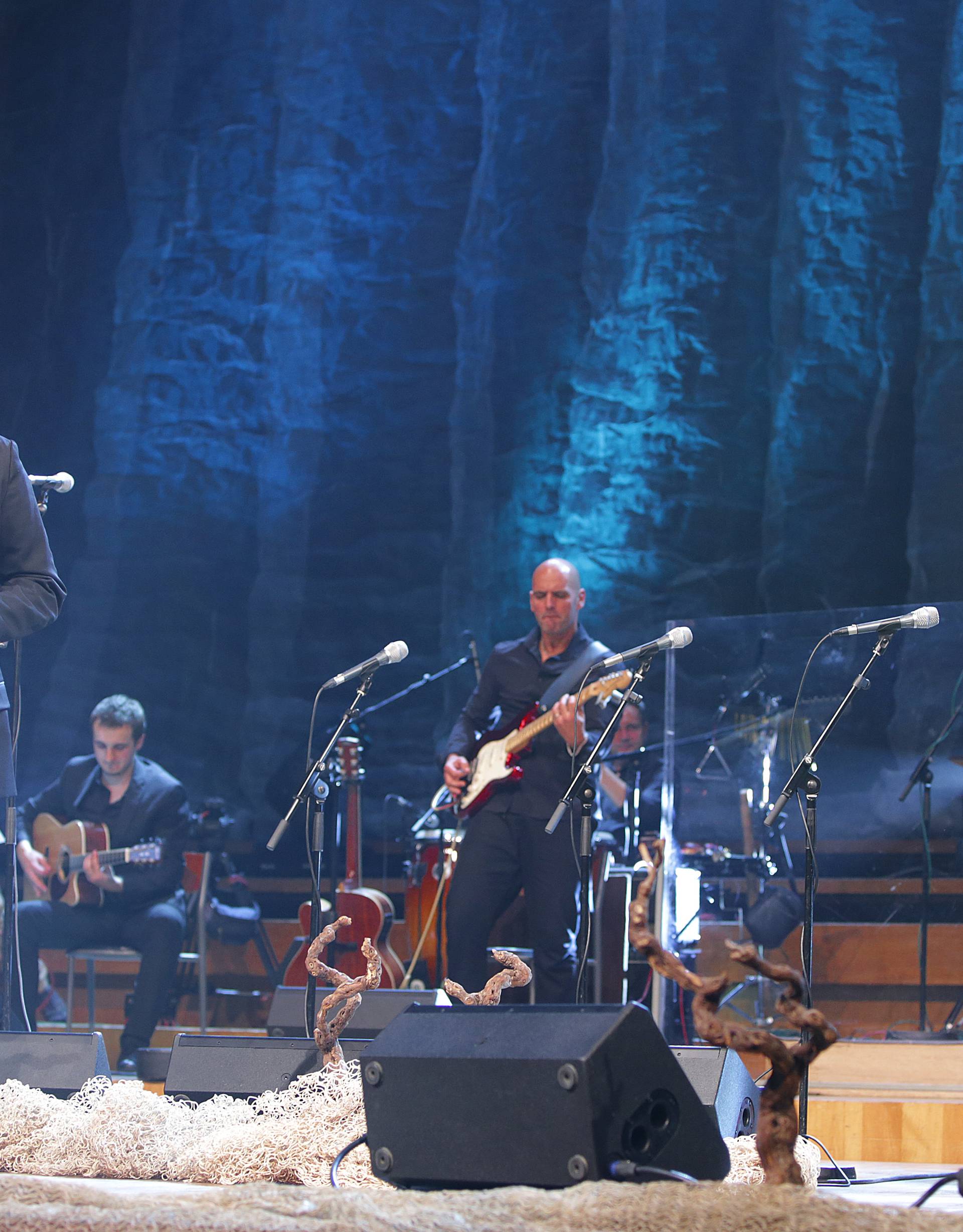 U prepunom Lisinskom: Klapa Cambi slavila 30 god. karijere