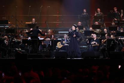 Zagreb: Amira Medunjanin održala koncert u Areni Zagreb