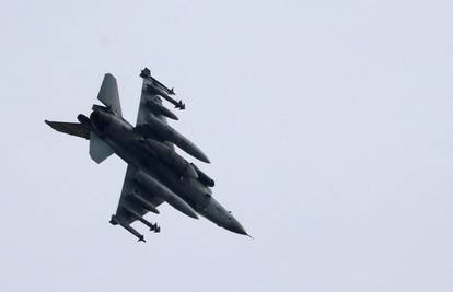 Iznad Žutog mora se srušio američki F-16, pilota su spasili