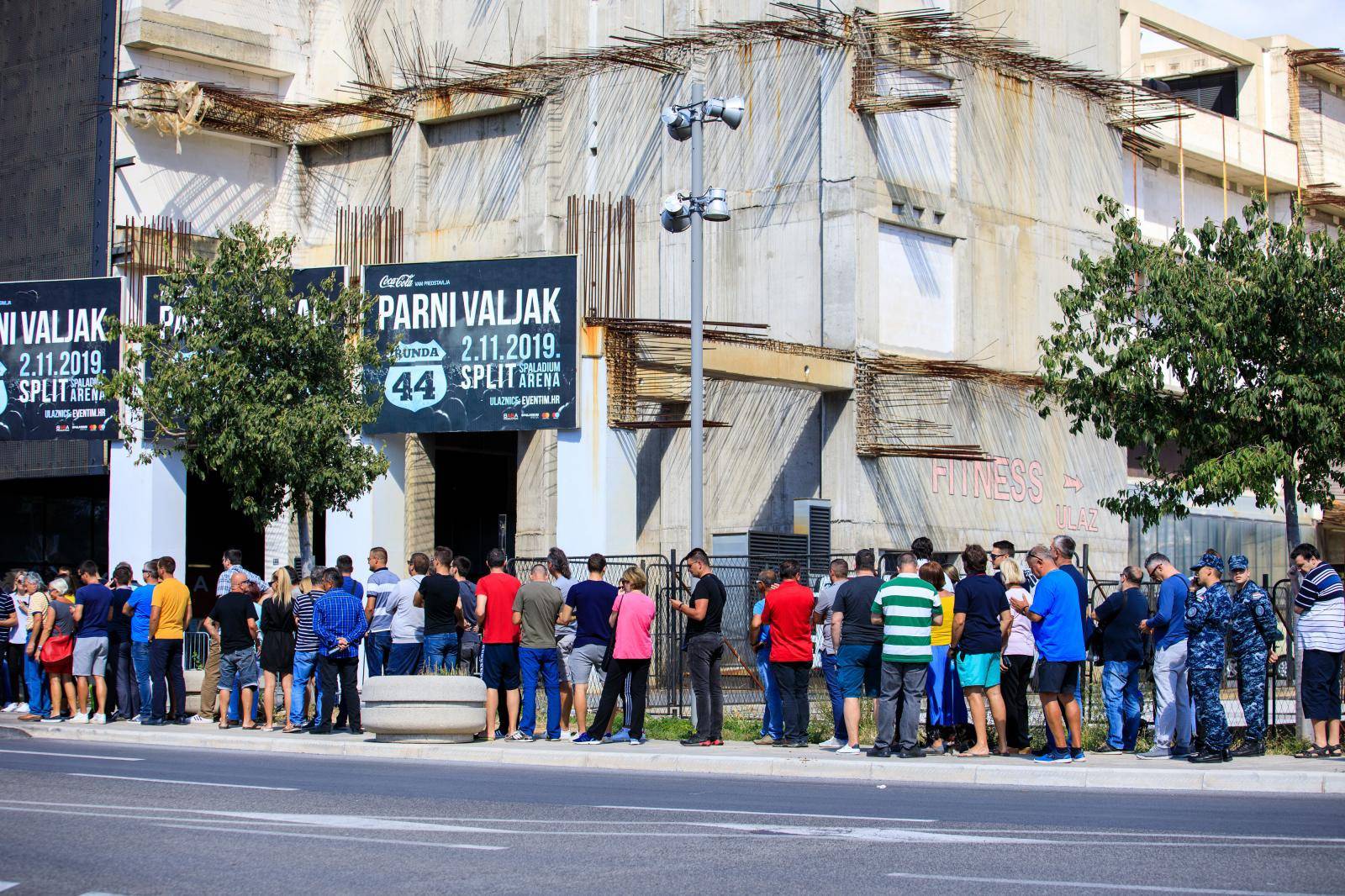 Split: PoÄela prodaja ulaznica za utakmicu Hrvatska - MaÄarska