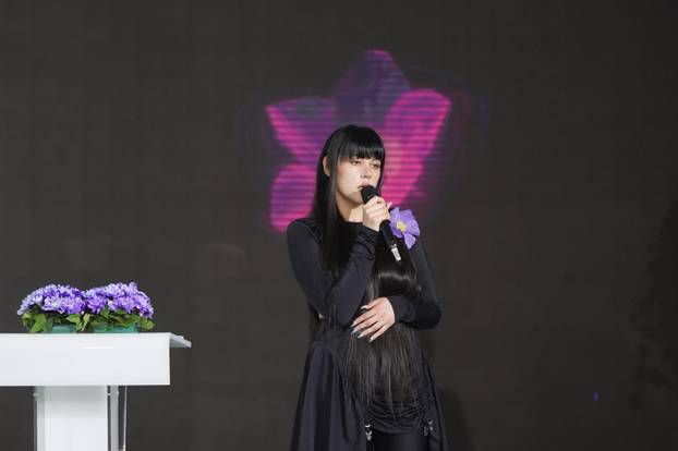 Beograd: U zgradi RTS-a organiziran ispraćaj Teya Dore, predstavnice Srbije na ovogodišnjem natjecanju za pjesmu Eurovizije