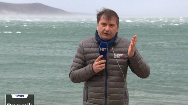 HRT-ov Edi Škovrlj javio se iz Maslenice o buri: 'Ako netko voli biti raščupan kao ja sada...'