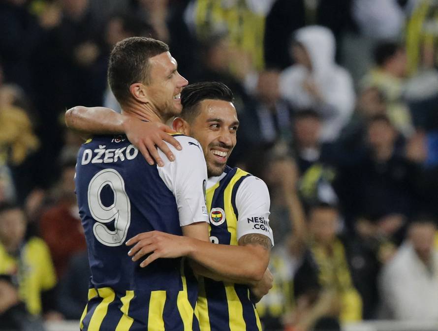 Fenerbahce v Spartak Trnava, Edin Džeko