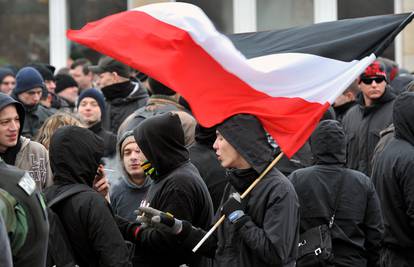 Njemačka  još odlučnije u borbu protiv ekstremne desnice