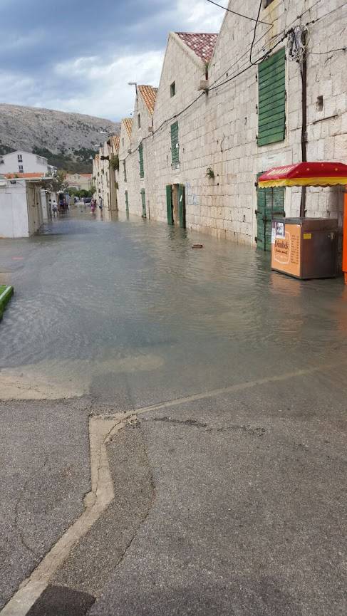 Stiglo je pogoršanje: Izdano je upozorenje za opasno vrijeme