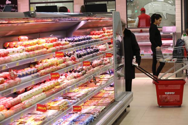 Solin: Otvorenje preuređenog hipermarketa Tommy