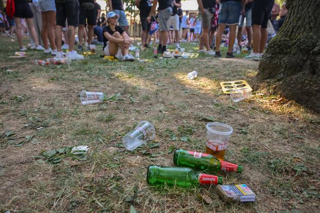Zagreb: Fun zona na Bundeku već je puna smeća