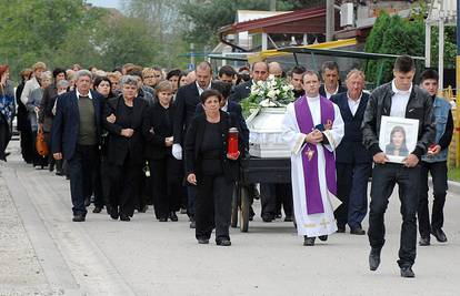 Eutanazija: Tragedija obitelji iz Siska podijelila je stručnjake