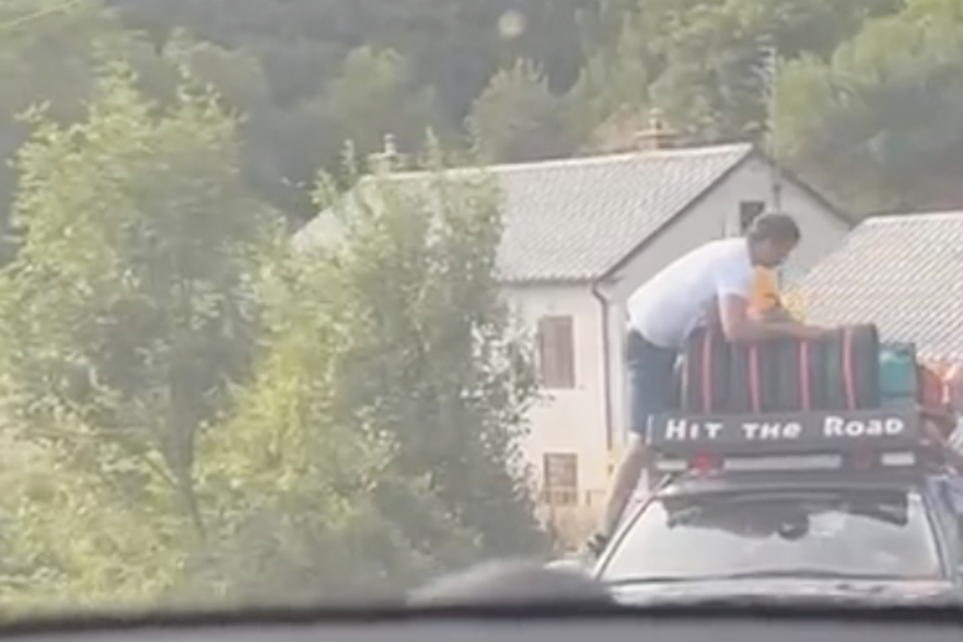 Opasno ponašanje na cesti kod Otočca