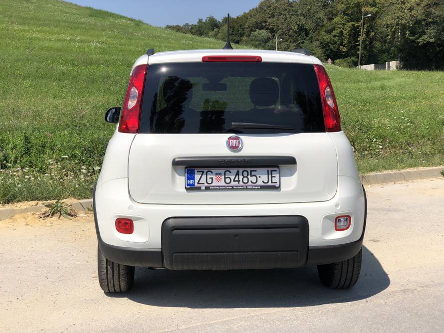 Testirali smo Fiat Pandu na plin: Štedljiva i jednostavna legenda