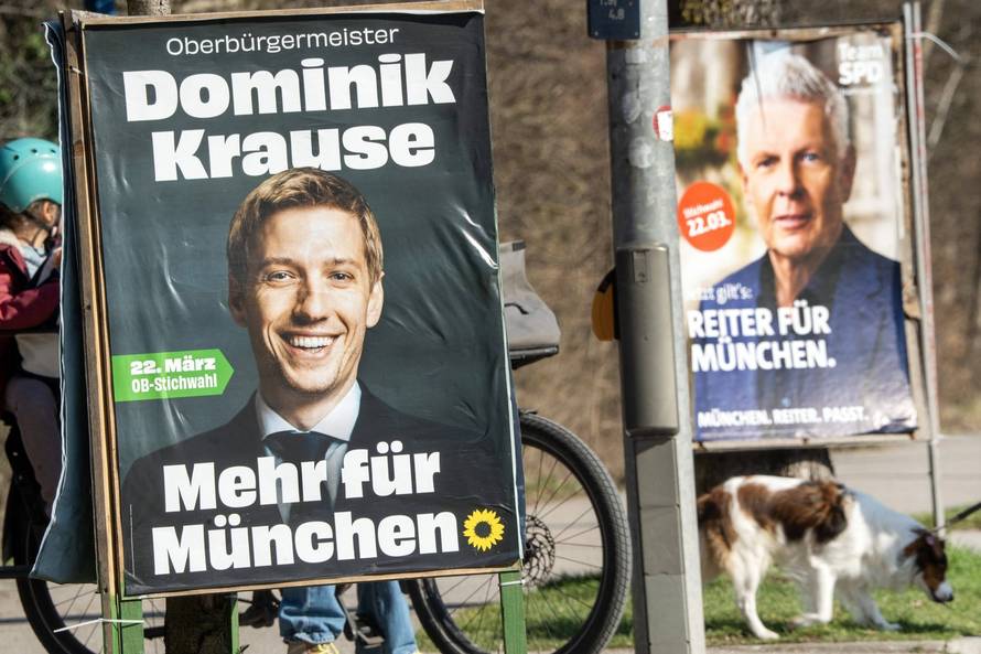 Wahlplakate Dominik Krause, OB-Kandidat der Münchner Grünen, Dieter Reiter, Oberbürgermeister, SPD, Stichwahl am 22. März,  München, 19. März 2026