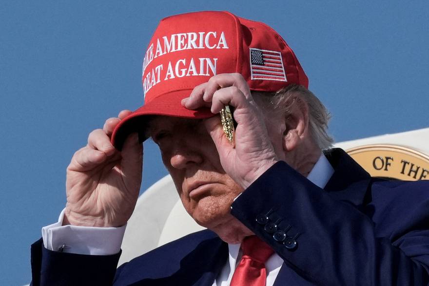 Trump izgubio živce pa psovao: 'Iran i Izrael ne znaju što jeb*** rade. Je li to jasno?!'