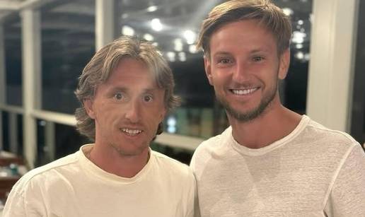 Rakitić se javno ispričao zbog fotografije s Lukom Modrićem: 'Želio sam čestitati prijatelju'