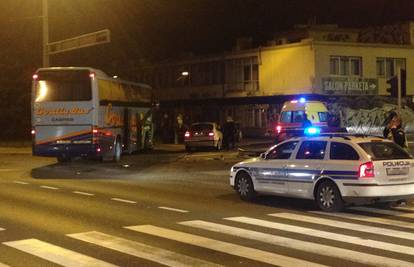 Zagreb: U sudaru autobusa i automobila dvoje ozlijeđenih 