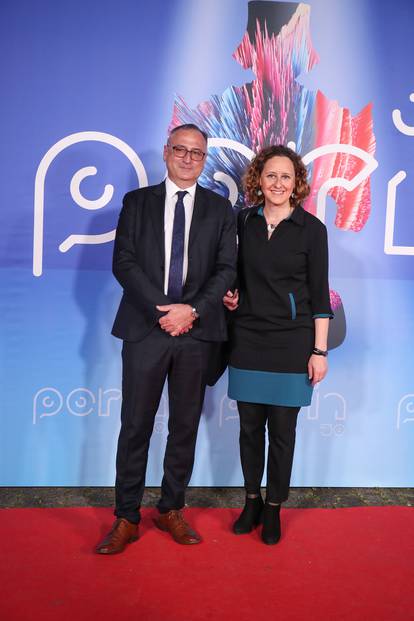 Zagreb: Dolazak uzvanika na 30. jubilarnu dodjelu nagrade Porin