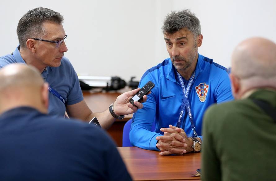 Roš?ino: ?lan stru?nog stožera Nikola Jerkan dao izjavu za medije  