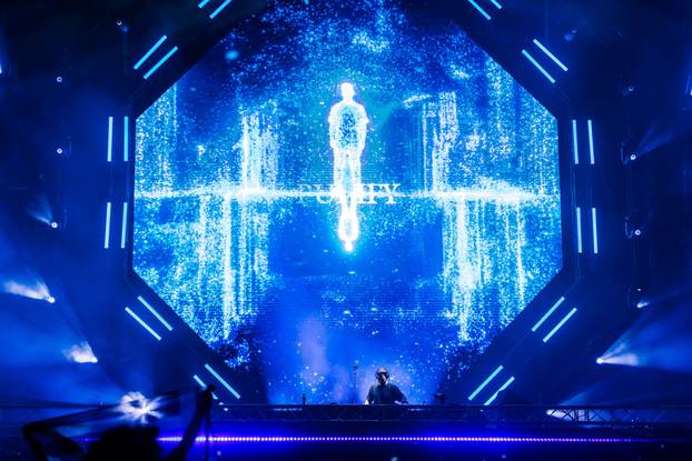 Split - Treca Vecer Ultra Festivala. DJ  Hardwell. 