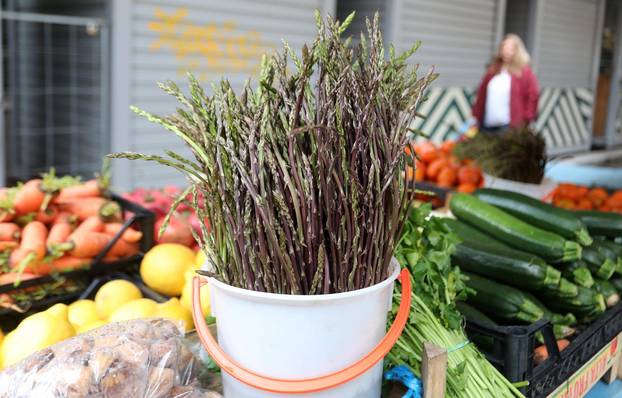 Rijeka: Na tr&zcaron;nicu stigle prve ovogodi&scaron;nje divlje &scaron;paroge