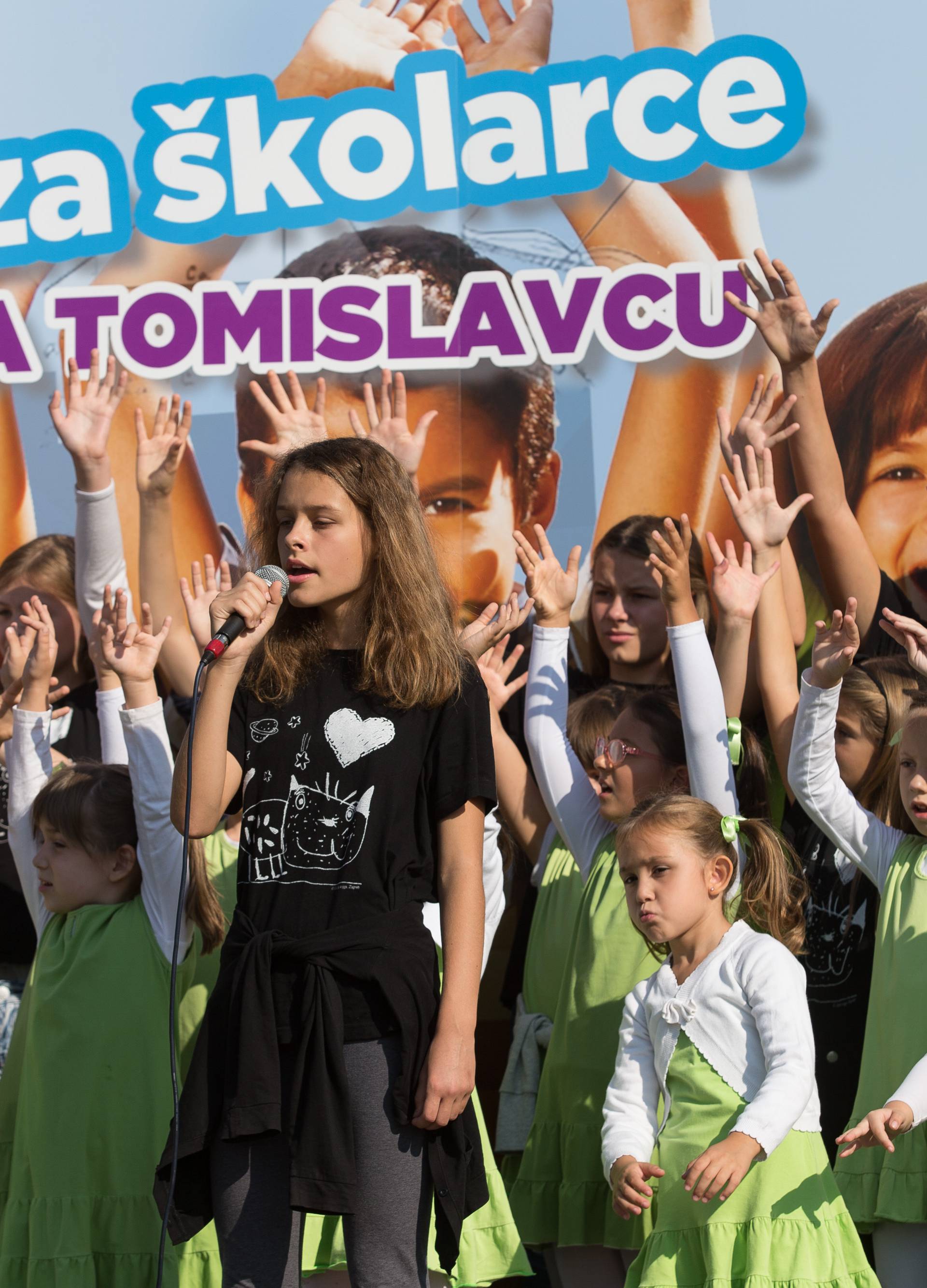 Piknik na Tomislavcu oduševio stotine školaraca i roditelja