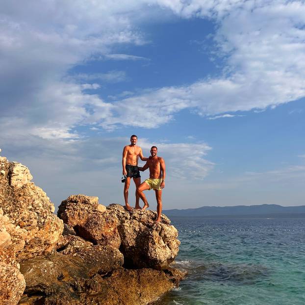 Bivši rukometni reprezentativac novi Gospodin Savršeni! Kao mali je proživio veliku tragediju