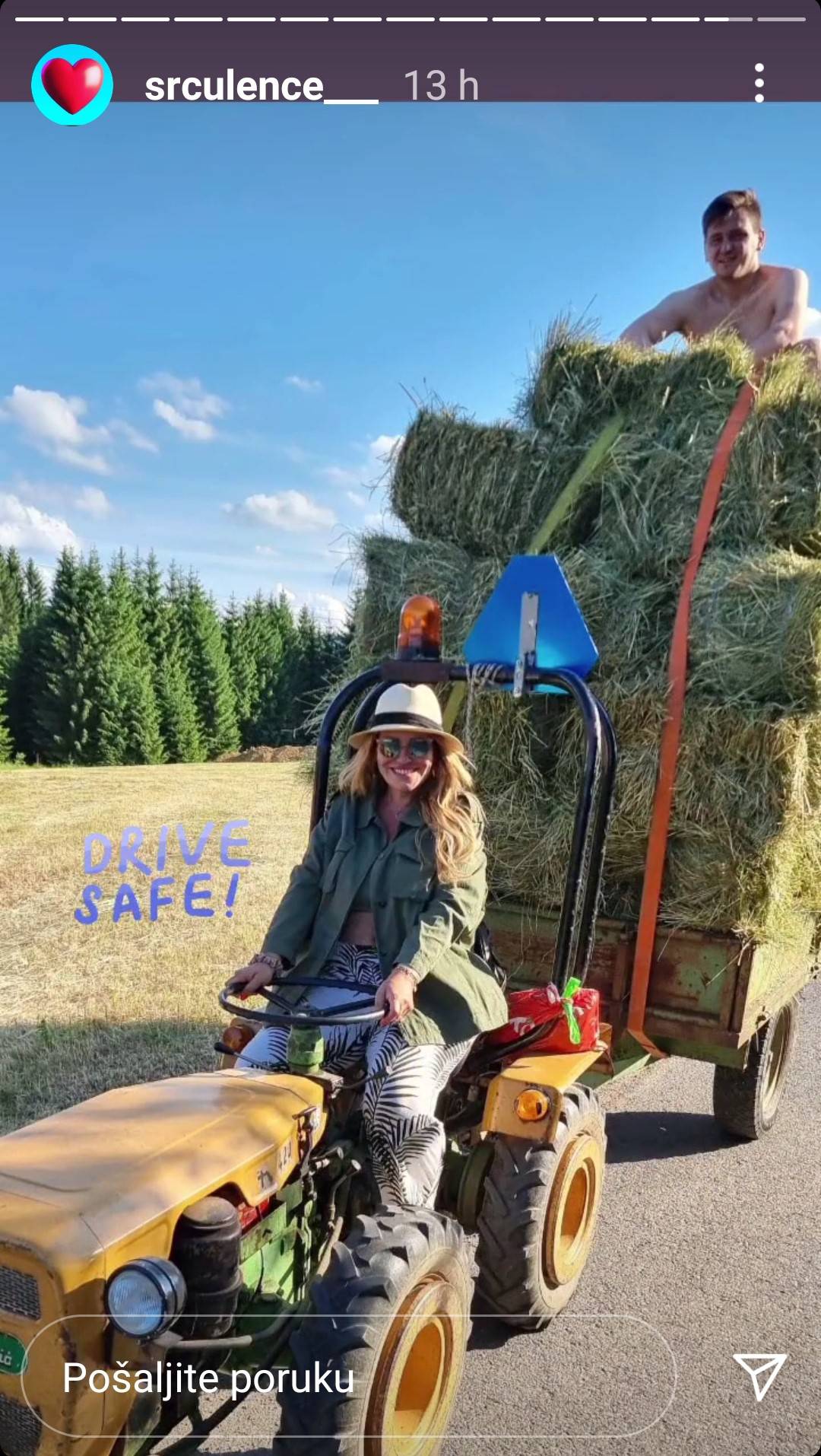 Gazdina kći odrekla se luksuza; Iva Todorić podijelila fotografije na kojima vozi traktor i sijeno