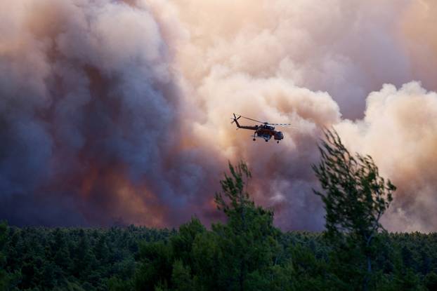 Wildfire in Krio Pigadi