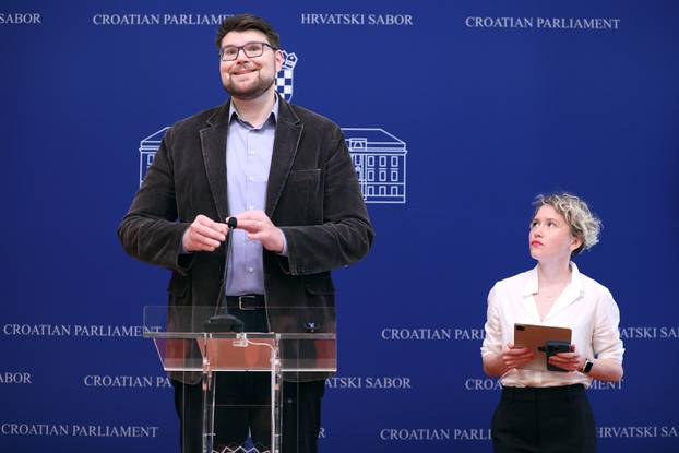 TOP 100 fotografija u 2023. godini 