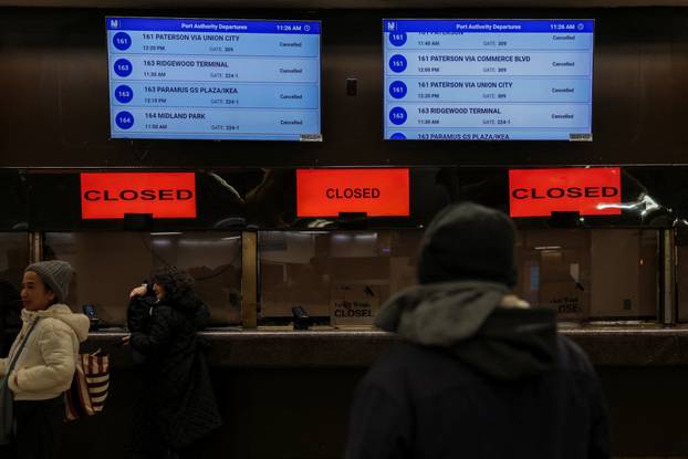 Major winter storm spreads across a large swath of the United States