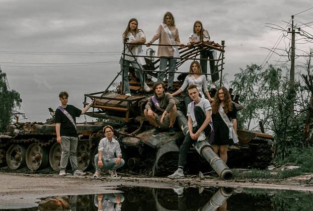 Photographer creates graduation album with Chernihiv ruins as backdrop